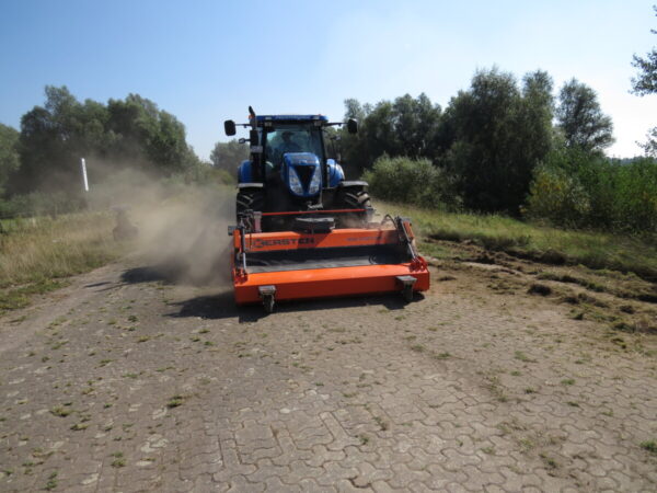 Kersten KM70 veegmachine met SSB voor tractor New Holland