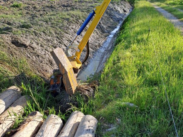 Grachtenfrees op maaiarm M 500 SX Marolin - armmaaier