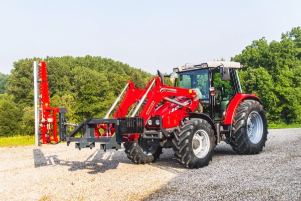 Elkaer HK2000-5 haagschaar op Massey Ferguson tractor