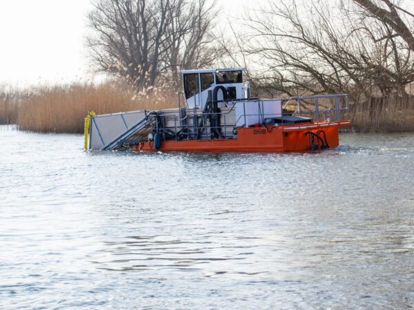 Maaiverzamelboot MC103 Conver